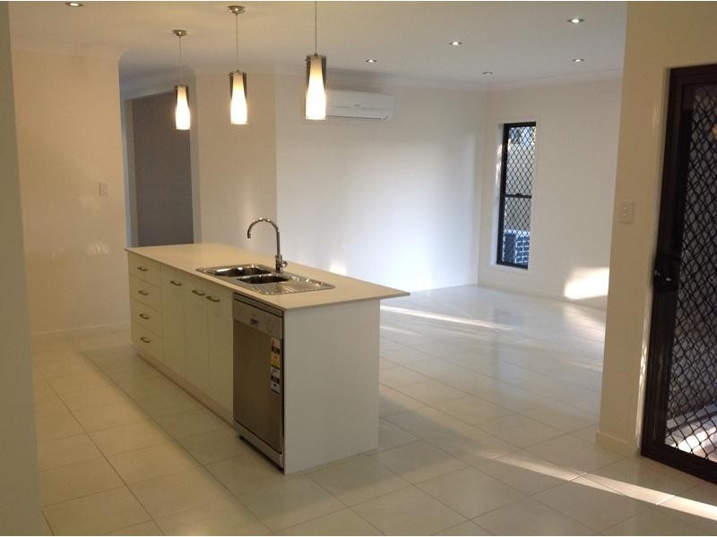 32 Oregon Drive SHAILER PARK 4128, Shailer Park QLD 4128