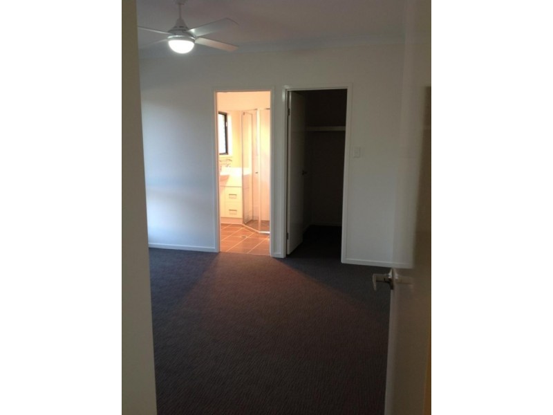 32 Oregon Drive SHAILER PARK 4128, Shailer Park QLD 4128