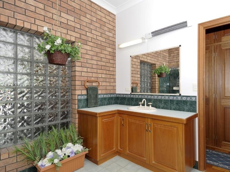 22 Neisler Court, Kawungan QLD 4655