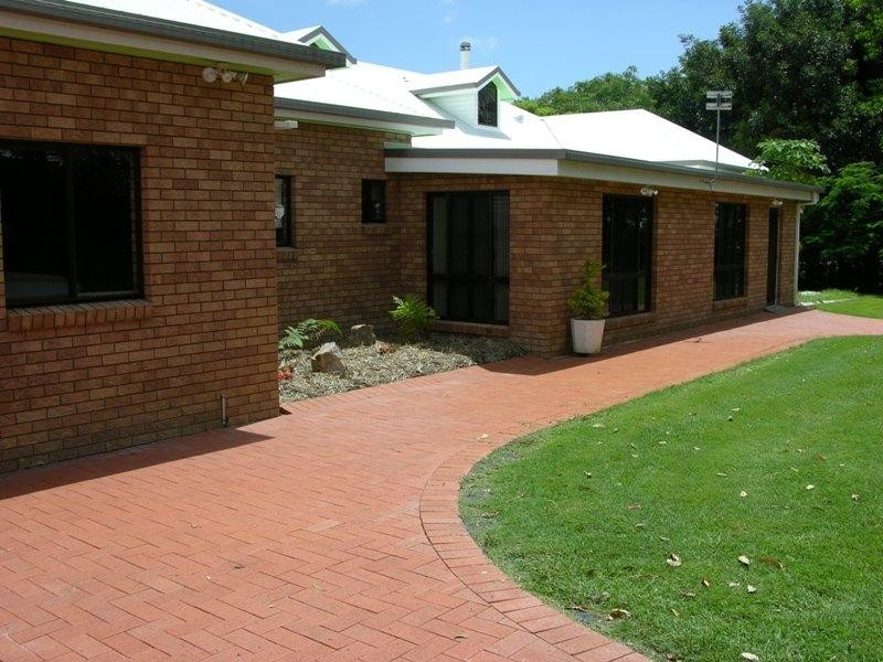 22 Neisler Court, Kawungan QLD 4655