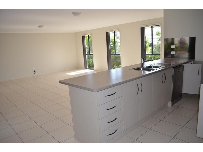 65 Newcastle Drive, Pottsville NSW 2489