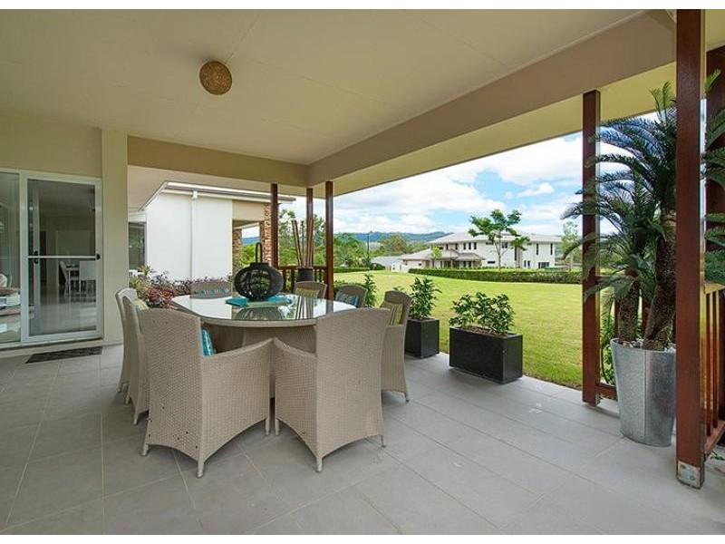 5 Summer Hill Crescent  MAUDSLAND 4210, Maudsland QLD 4210