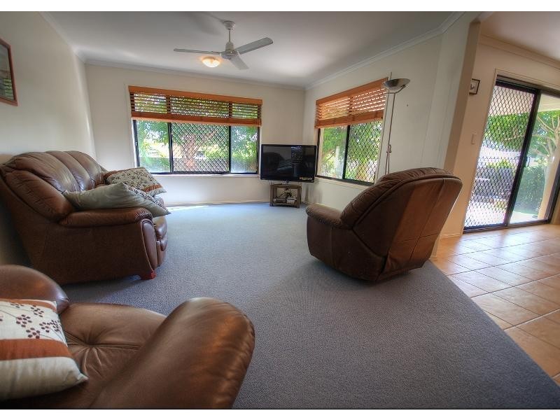 8 Tina Drive, Tannum Sands QLD 4680