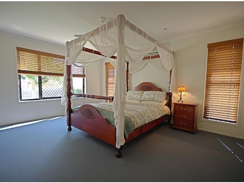 8 Tina Drive, Tannum Sands QLD 4680