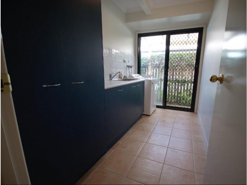 8 Tina Drive, Tannum Sands QLD 4680