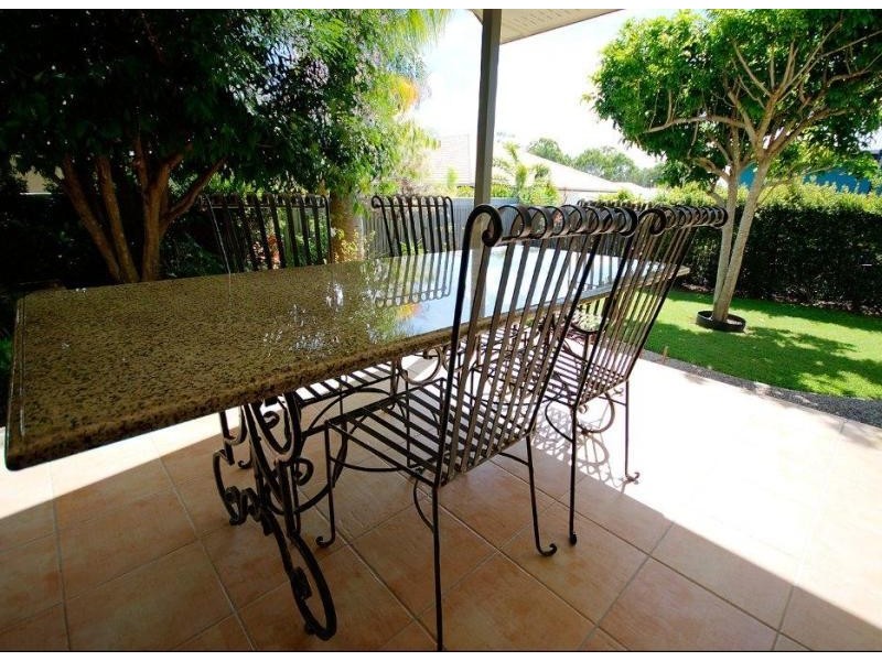 8 Tina Drive, Tannum Sands QLD 4680