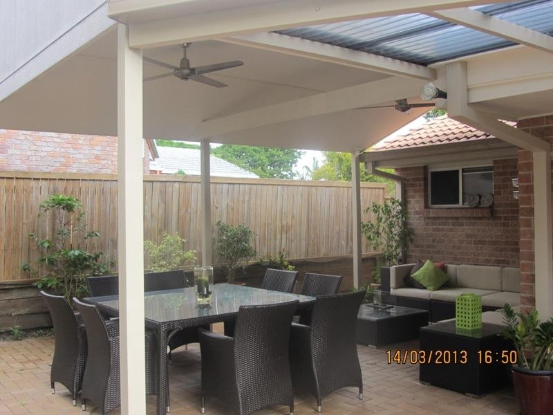 81 Greenford Street, Chapel Hill QLD 4069