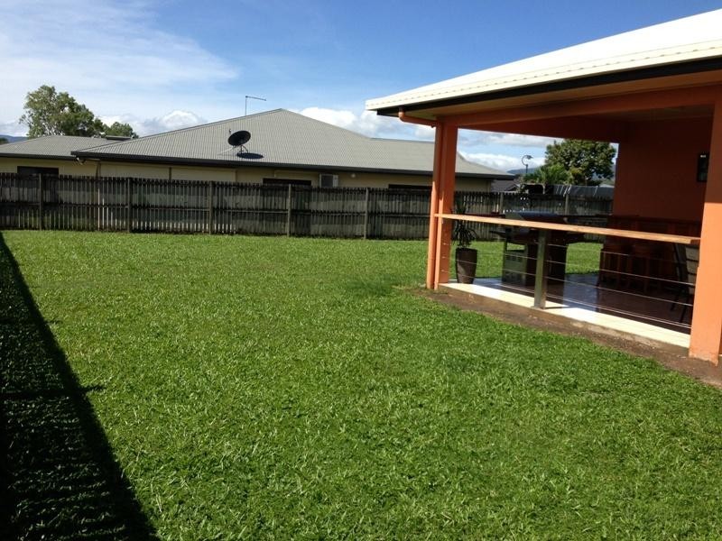 2 Tin Sang Close, Edmonton QLD 4869