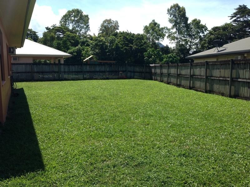 2 Tin Sang Close, Edmonton QLD 4869