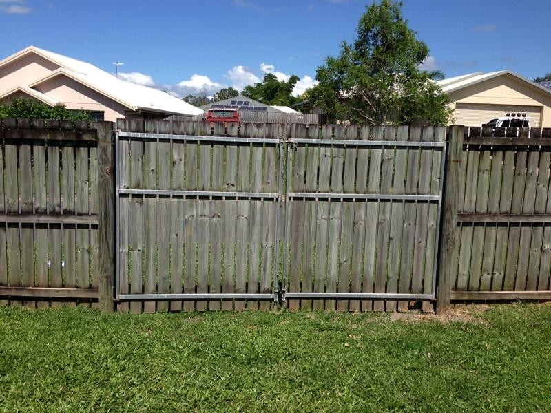 2 Tin Sang Close, Edmonton QLD 4869