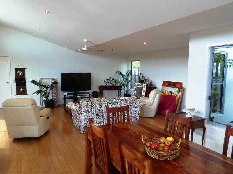 456 Casuarina Way, Casuarina NSW 2487