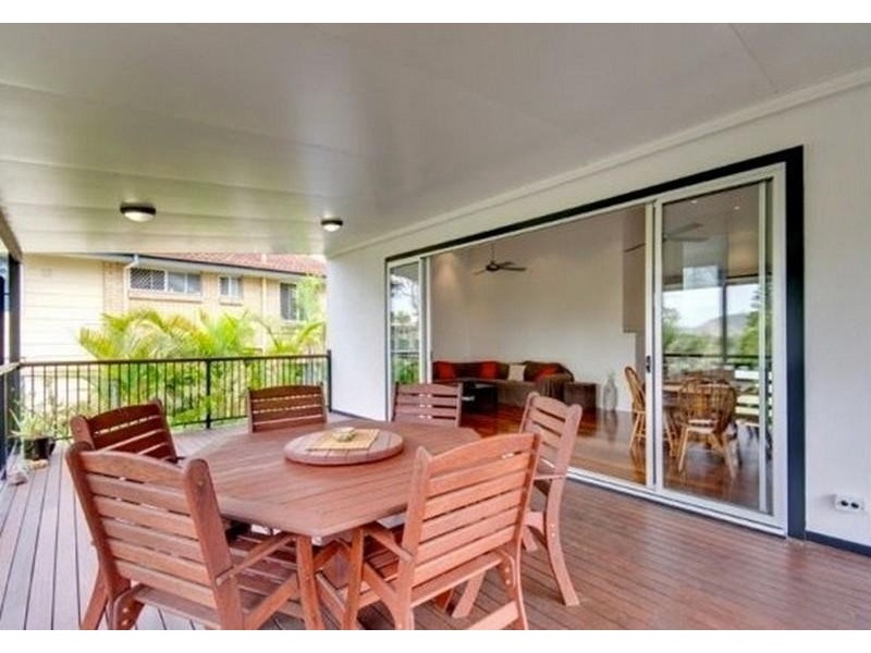 83 Plucks Road  ARANA HILLS 4054, Arana Hills QLD 4054