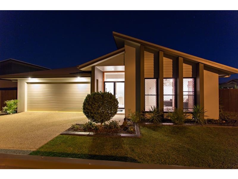 56 Gingham Street GLENELLA 4740, Glenella QLD 4740