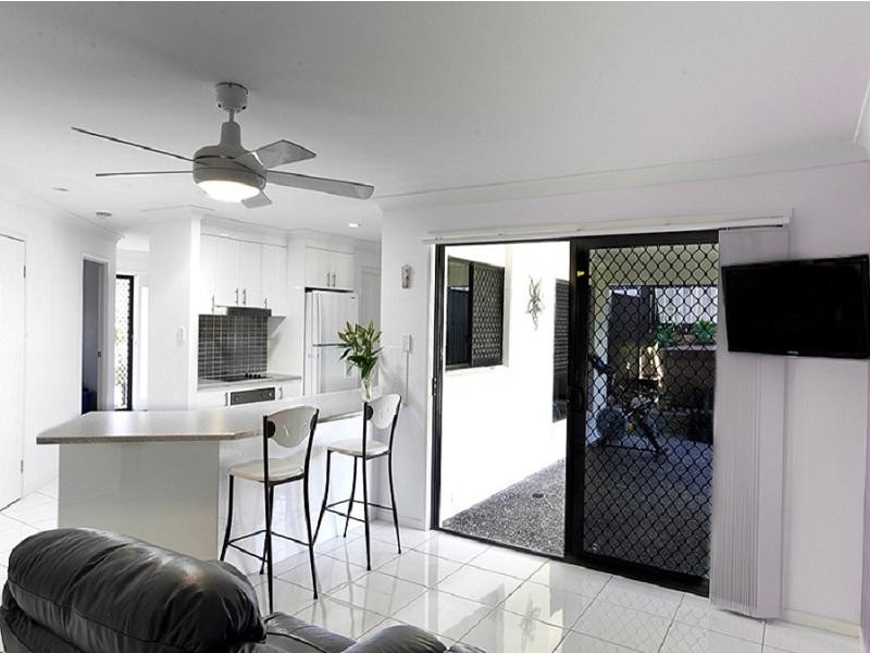 2 Coolibah Close SPRINGFIELD LAKES 4300, Springfield Lakes QLD 4300