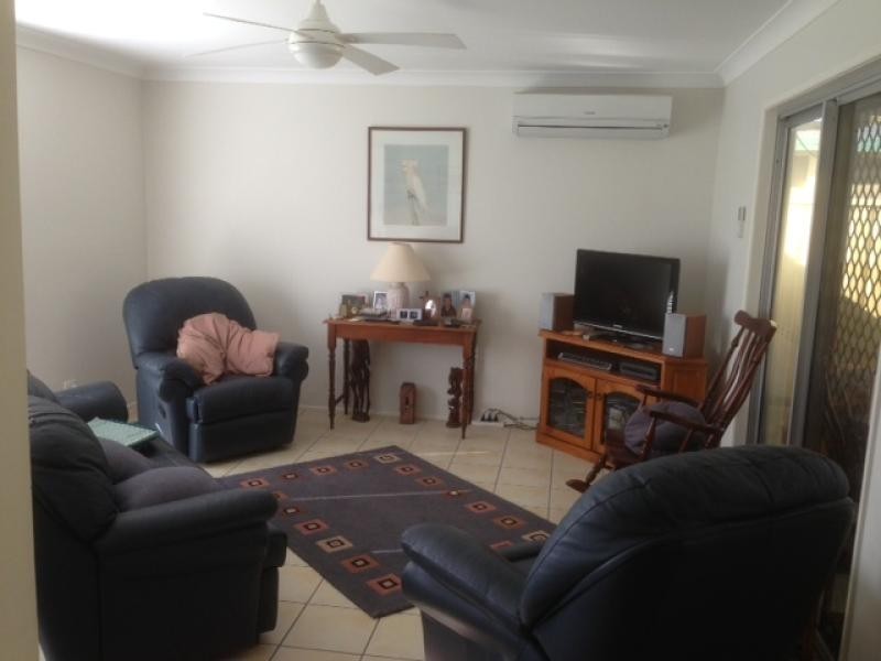 98 Coronation  Avenue GOLDEN BEACH 4551, Golden Beach QLD 4551