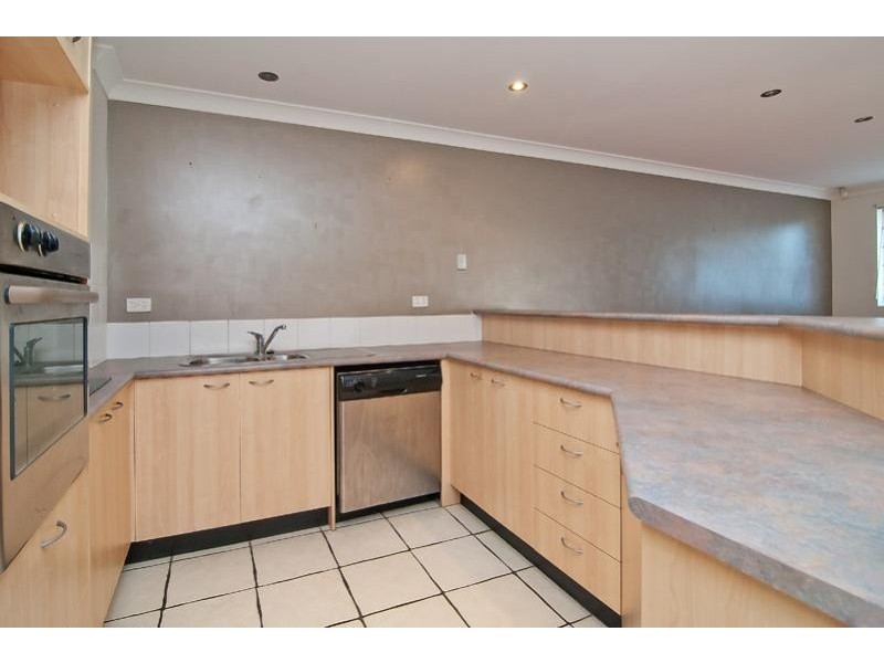 33 /132 High  Street, Southport QLD 4215