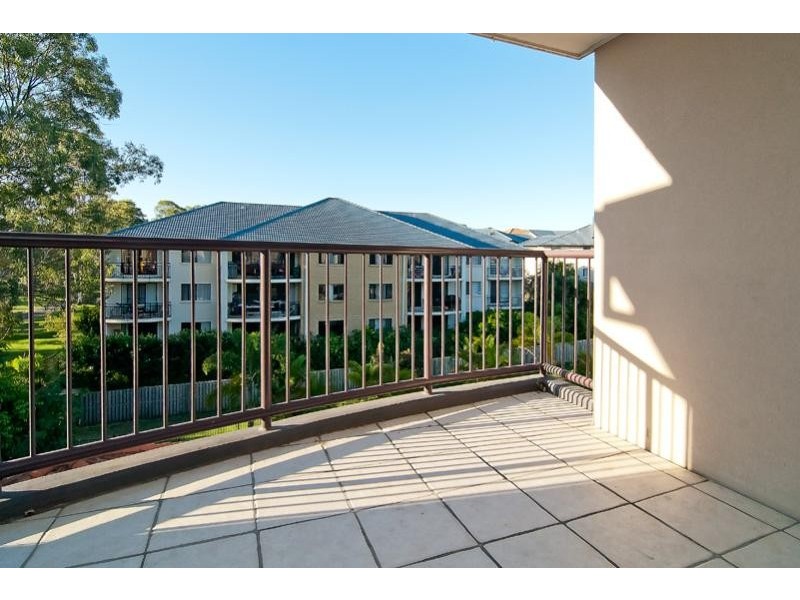 33 /132 High  Street, Southport QLD 4215