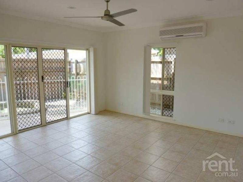 Palm Cove QLD 4879