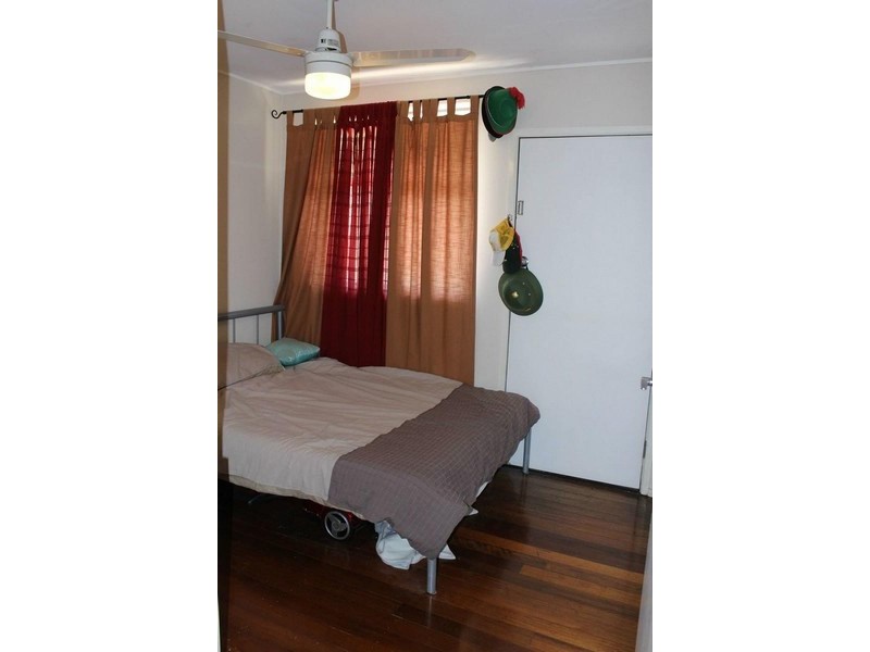 2 / 73 Henderson  Street, Camp Hill QLD 4152