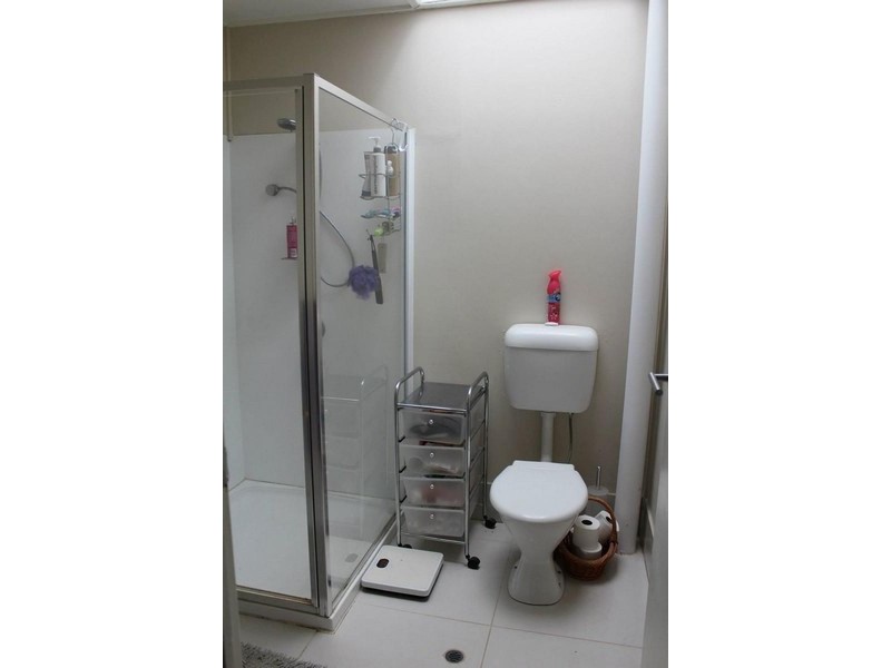 2 / 73 Henderson  Street, Camp Hill QLD 4152