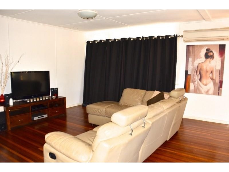 1 Crystal  Street, Mount Isa QLD 4825