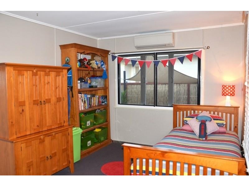 1 Crystal  Street, Mount Isa QLD 4825