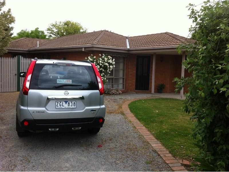 153 Lawless  Drive, Cranbourne North VIC 3977