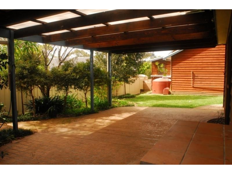 1 Elsinore Avenue, Chain Valley Bay NSW 2259