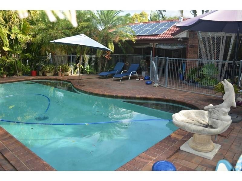 6-8 Leonie  Street, Camira QLD 4300