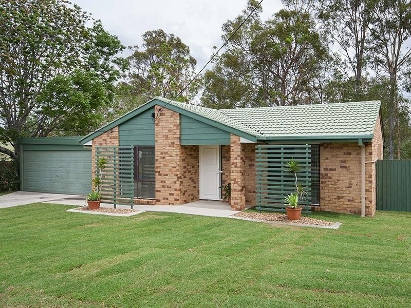 31 Conifer Street, Hillcrest QLD 4118