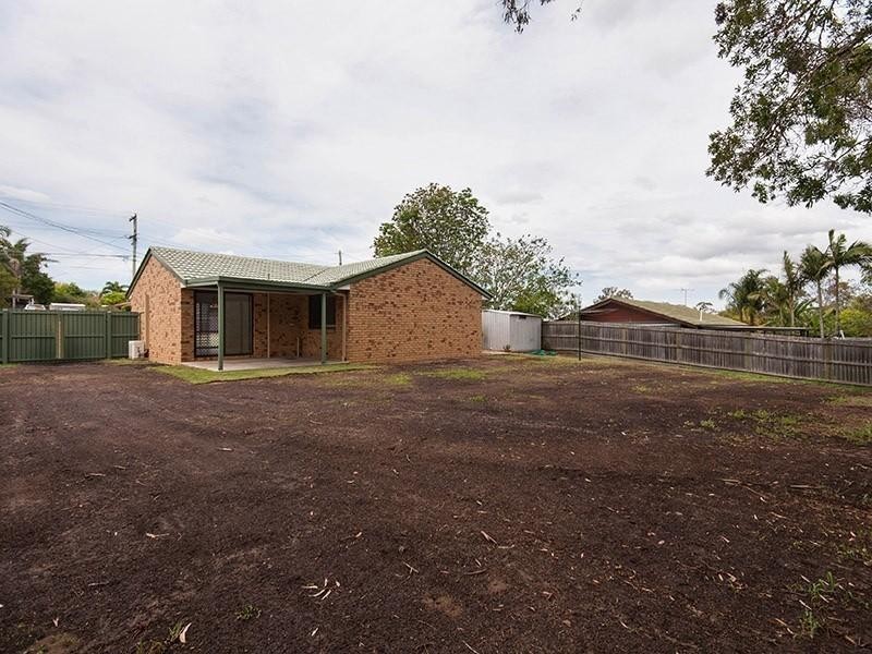 31 Conifer Street, Hillcrest QLD 4118