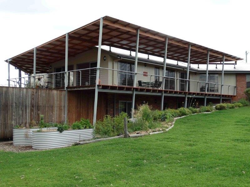 60 Clancy  Drive, Inverell NSW 2360