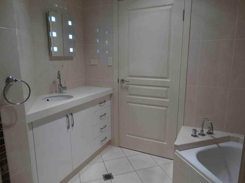 60 Clancy  Drive, Inverell NSW 2360