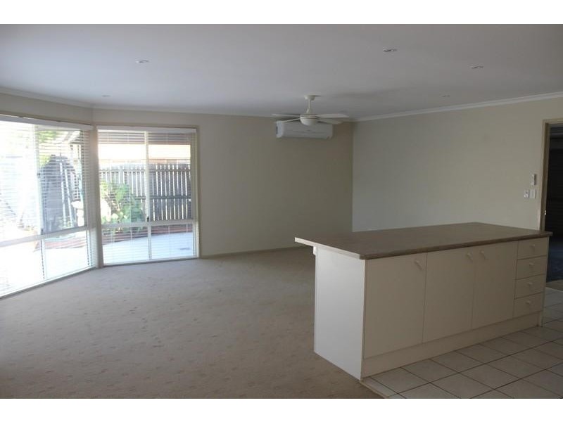 2 Bremer Court, Murrumba Downs QLD 4503
