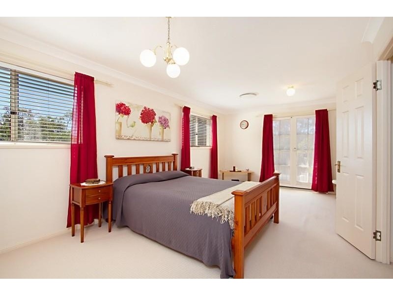 106 Kintyre Street, Brookfield QLD 4069