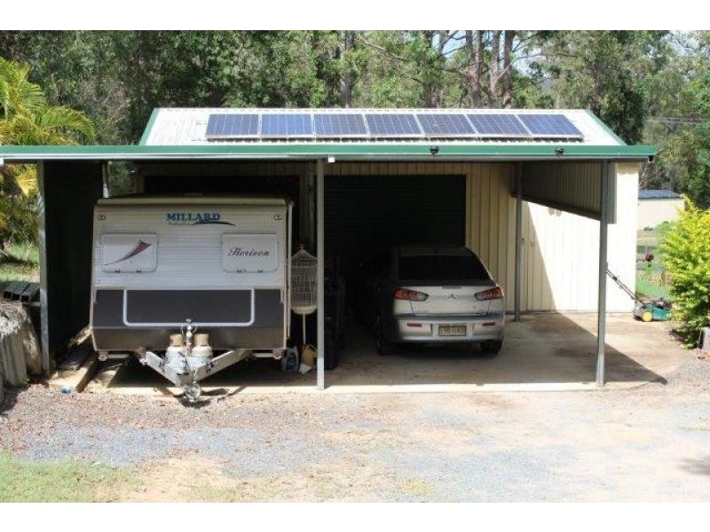 11 CAMPHOR Drive, Boyland QLD 4275