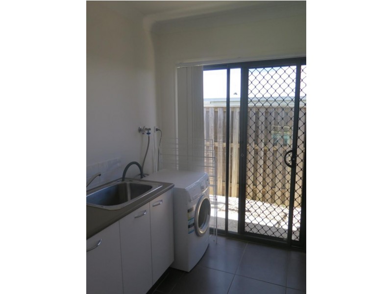 5 SCENIC Crescent, Coomera QLD 4209