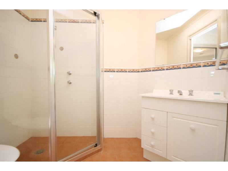 18/10 Federal Highway, Watson ACT 2602