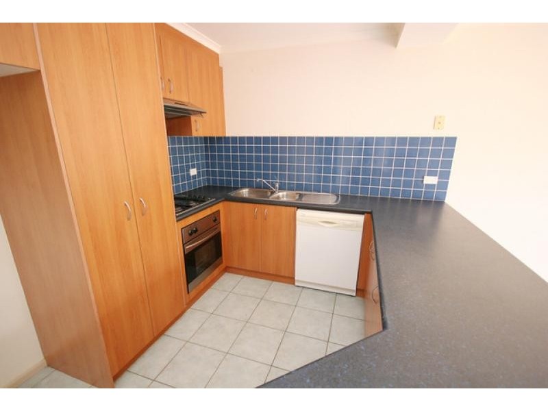 18/10 Federal Highway, Watson ACT 2602