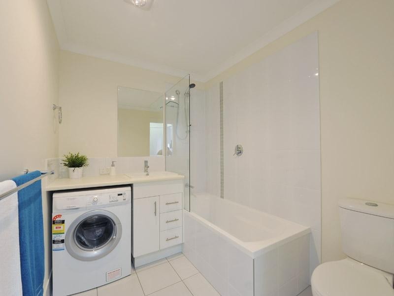 3 / 590 Sherwood Road, Sherwood QLD 4075