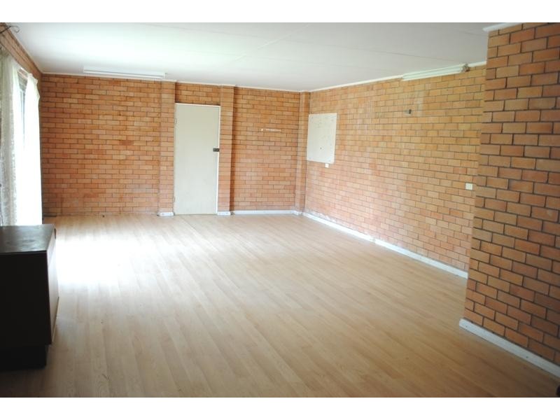 15 Parkes Street, Dorrigo NSW 2453