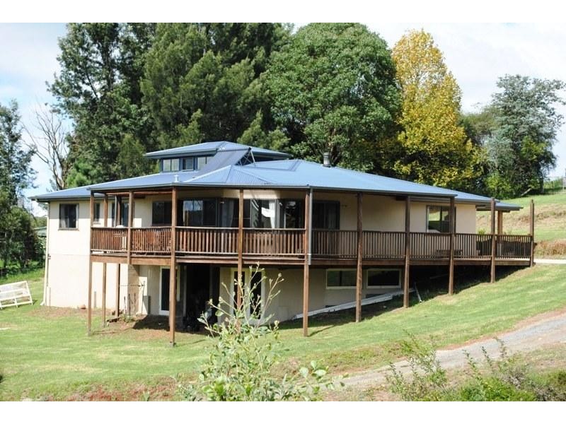 6 Elm Avenue, Dorrigo NSW 2453