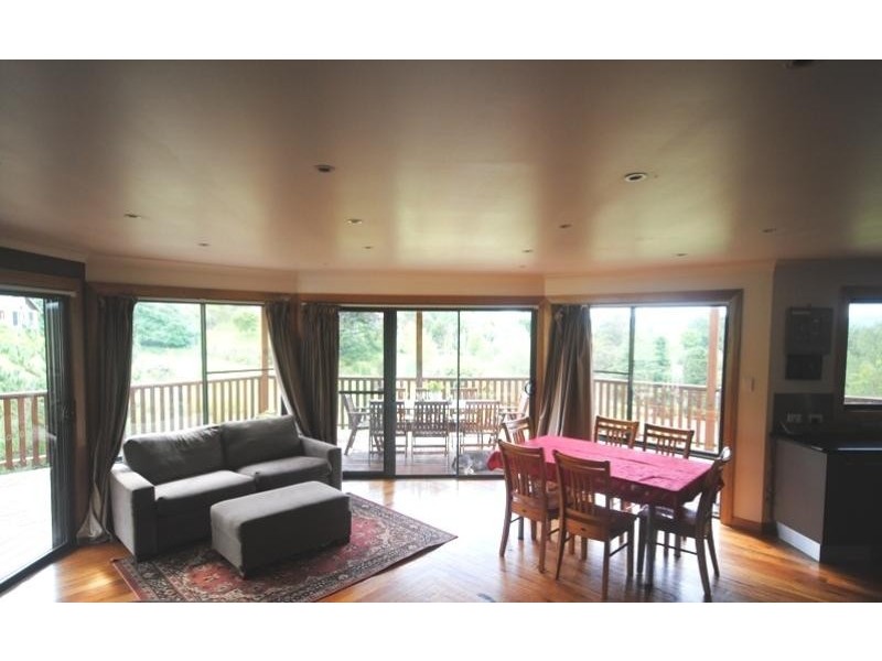 6 Elm Avenue, Dorrigo NSW 2453