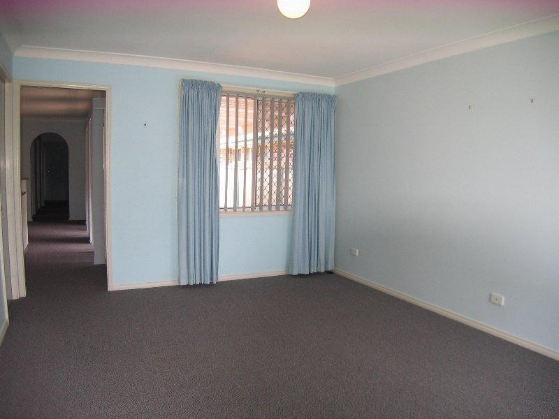 7 Anacla Close PELICAN 2281, Pelican NSW 2281