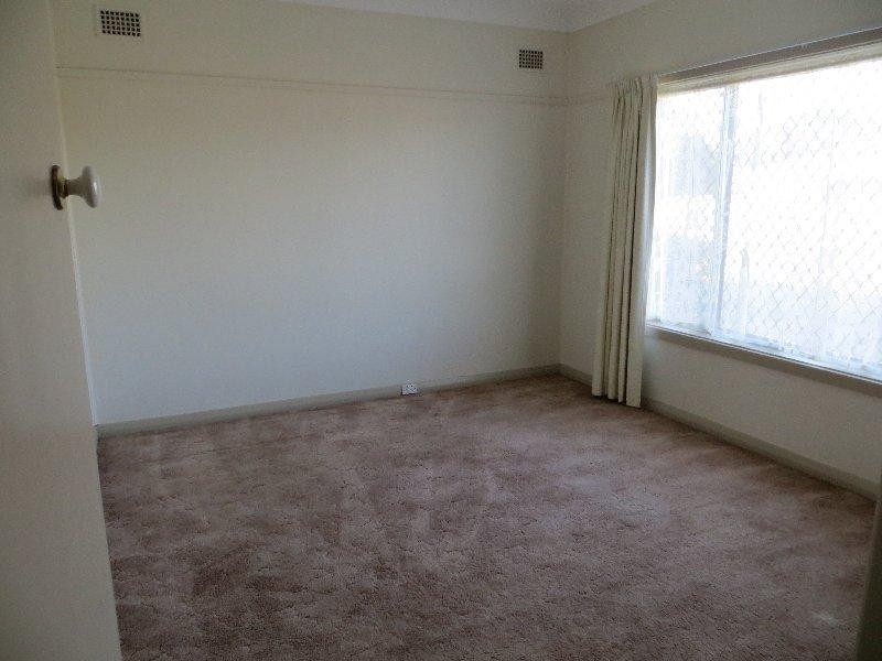 12 Beach Street BELMONT SOUTH 2280, Belmont South NSW 2280