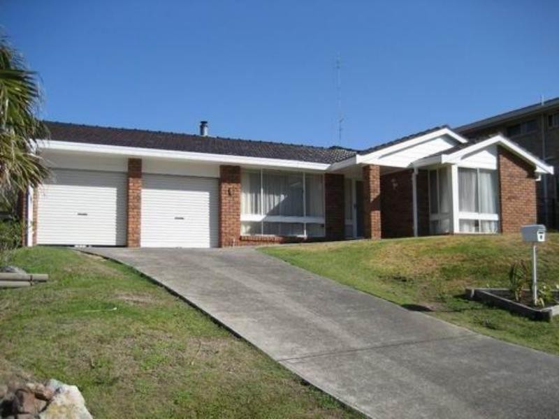 5 Aquamarine Close CAVES BEACH 2281, Caves Beach NSW 2281