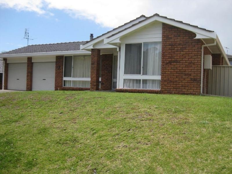 5 Aquamarine Close CAVES BEACH 2281, Caves Beach NSW 2281