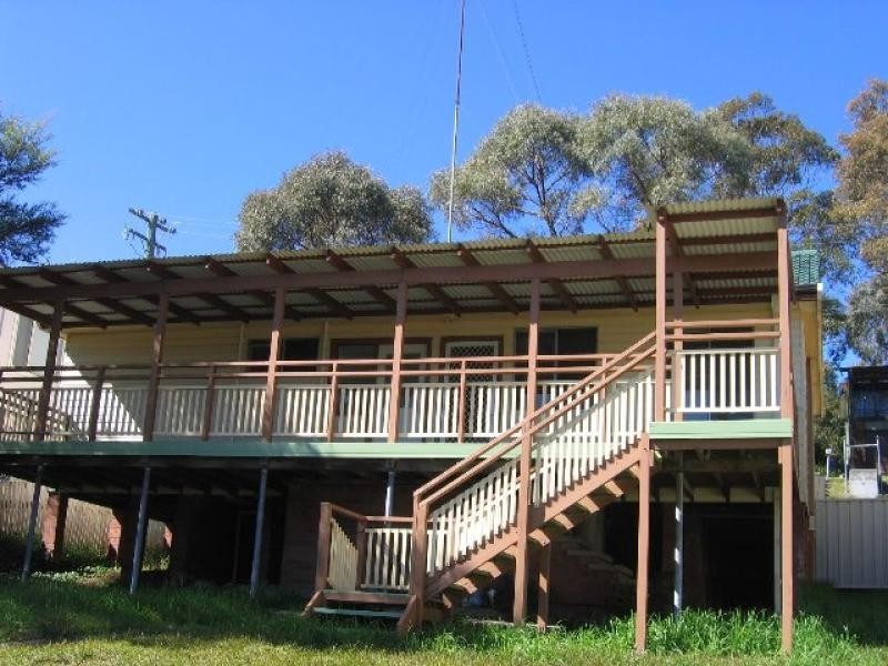40 Marlin Avenue FLORAVILLE 2280, Floraville NSW 2280
