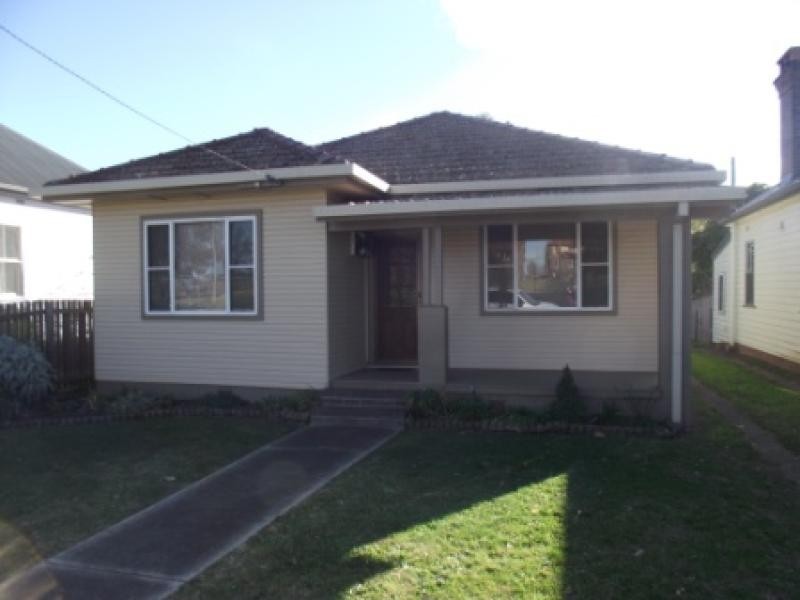 86 Kennedy  Street ARMIDALE 2350, Armidale NSW 2350