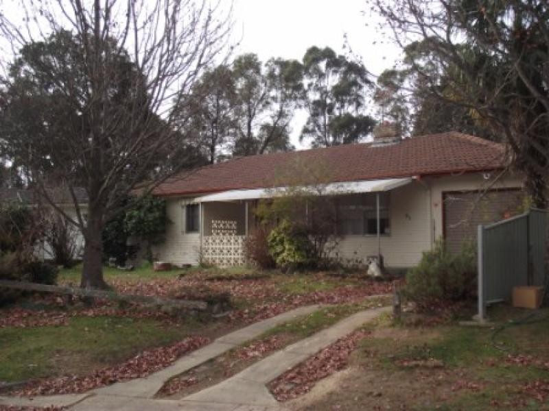 83 Galloway  Street ARMIDALE 2350, Armidale NSW 2350
